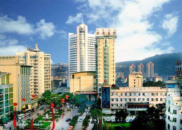 經過此次驗收,重慶擁有(yǒu)39所三甲醫(yī)院,而這(zhè)5所醫(yī)院的(de)實力更強