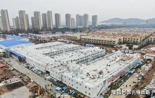 淚目 新冠肺炎天價治療費(fèi)的(de)背後...